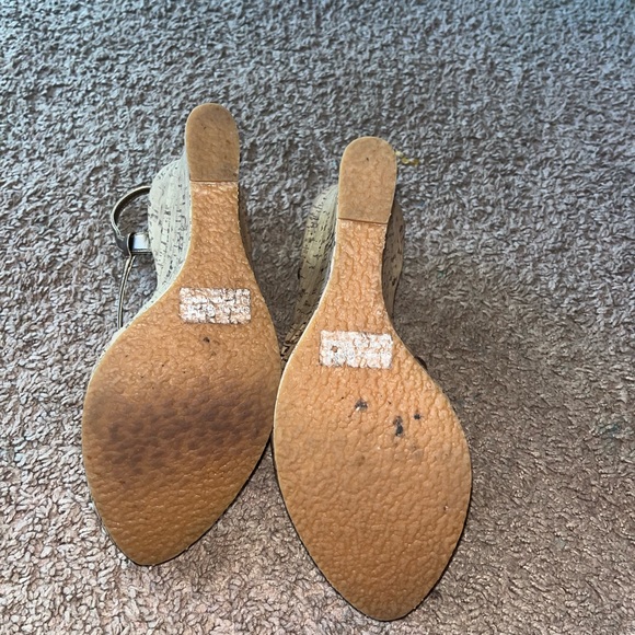 Chinese laundry wedges 6 1/2 - Picture 5 of 5